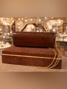 ✨Crown Envy Luxe Tan Croc-Embossed Top Handle Bag✨